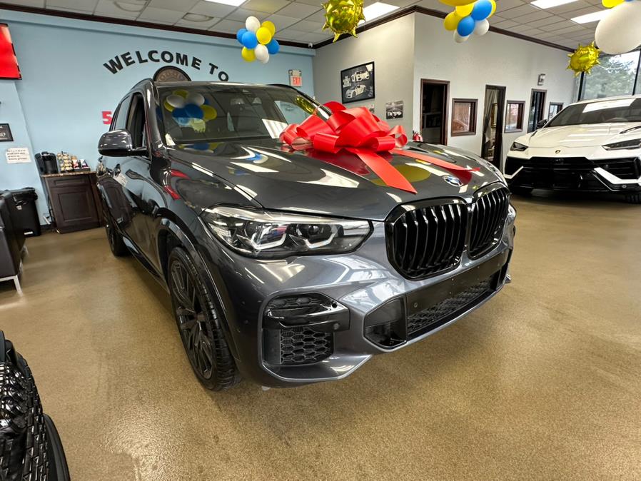 2022 BMW X5 sDrive40i Sports Activity Vehicle, available for sale in Inwood, New York | 5 Towns Drive. Inwood, New York 2022 BMW X5 sDrive40i Sports Activity Vehicle, available for sale in Inwood, New York | 5 Towns Drive. Inwood, New York