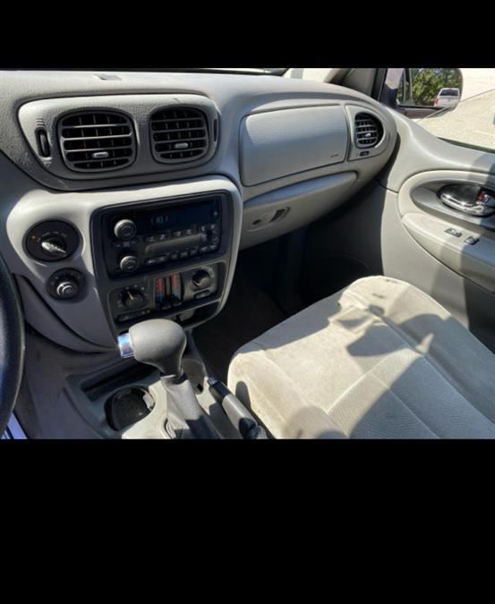 2005 Chevrolet TrailBlazer 4dr 4WD LS, available for sale in East Windsor, Connecticut | STS Automotive. East Windsor, Connecticut 2005 Chevrolet TrailBlazer 4dr 4WD LS, available for sale in East Windsor, Connecticut | STS Automotive. East Windsor, Connecticut