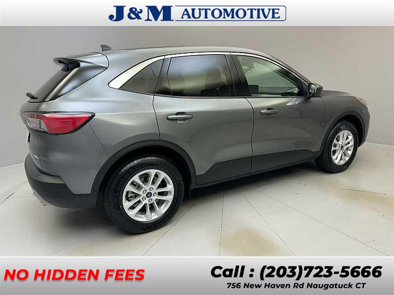 2022 Ford Escape SE, available for sale in Naugatuck, Connecticut | J&M Automotive Sls&Svc LLC. Naugatuck, Connecticut 2022 Ford Escape SE, available for sale in Naugatuck, Connecticut | J&M Automotive Sls&Svc LLC. Naugatuck, Connecticut