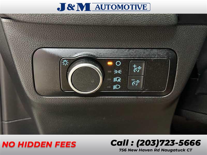 2022 Ford Escape SE, available for sale in Naugatuck, Connecticut | J&M Automotive Sls&Svc LLC. Naugatuck, Connecticut 2022 Ford Escape SE, available for sale in Naugatuck, Connecticut | J&M Automotive Sls&Svc LLC. Naugatuck, Connecticut