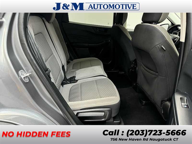 2022 Ford Escape SE, available for sale in Naugatuck, Connecticut | J&M Automotive Sls&Svc LLC. Naugatuck, Connecticut 2022 Ford Escape SE, available for sale in Naugatuck, Connecticut | J&M Automotive Sls&Svc LLC. Naugatuck, Connecticut