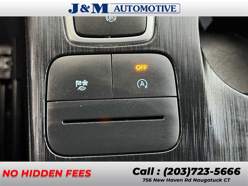2022 Ford Escape SE, available for sale in Naugatuck, Connecticut | J&M Automotive Sls&Svc LLC. Naugatuck, Connecticut 2022 Ford Escape SE, available for sale in Naugatuck, Connecticut | J&M Automotive Sls&Svc LLC. Naugatuck, Connecticut