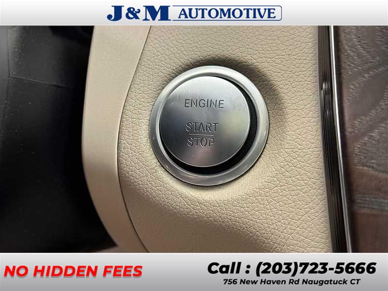 2019 Mercedes-benz Glc GLC 300, available for sale in Naugatuck, Connecticut | J&M Automotive Sls&Svc LLC. Naugatuck, Connecticut 2019 Mercedes-benz Glc GLC 300, available for sale in Naugatuck, Connecticut | J&M Automotive Sls&Svc LLC. Naugatuck, Connecticut