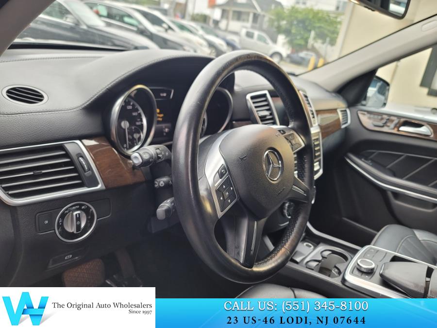 2014 Mercedes-Benz GL-Class 4MATIC 4dr GL 450, available for sale in Lodi, New Jersey | AW Auto & Truck Wholesalers, Inc. Lodi, New Jersey 2014 Mercedes-Benz GL-Class 4MATIC 4dr GL 450, available for sale in Lodi, New Jersey | AW Auto & Truck Wholesalers, Inc. Lodi, New Jersey