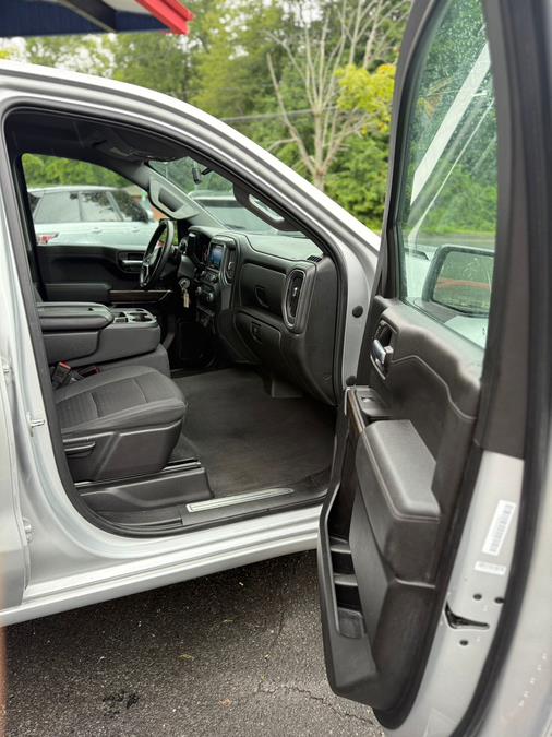 2020 Chevrolet Silverado 1500 4WD Double Cab 147" LT, available for sale in Windsor Locks, Connecticut | JANNA MOTORS LLC. Windsor Locks, Connecticut 2020 Chevrolet Silverado 1500 4WD Double Cab 147" LT, available for sale in Windsor Locks, Connecticut | JANNA MOTORS LLC. Windsor Locks, Connecticut