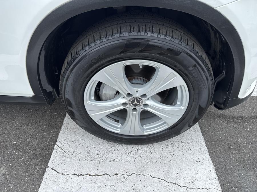 2018 Mercedes-Benz GLC GLC 300 4MATIC SUV, available for sale in Waterbury, Connecticut | National Auto Brokers, Inc.. Waterbury, Connecticut 2018 Mercedes-Benz GLC GLC 300 4MATIC SUV, available for sale in Waterbury, Connecticut | National Auto Brokers, Inc.. Waterbury, Connecticut