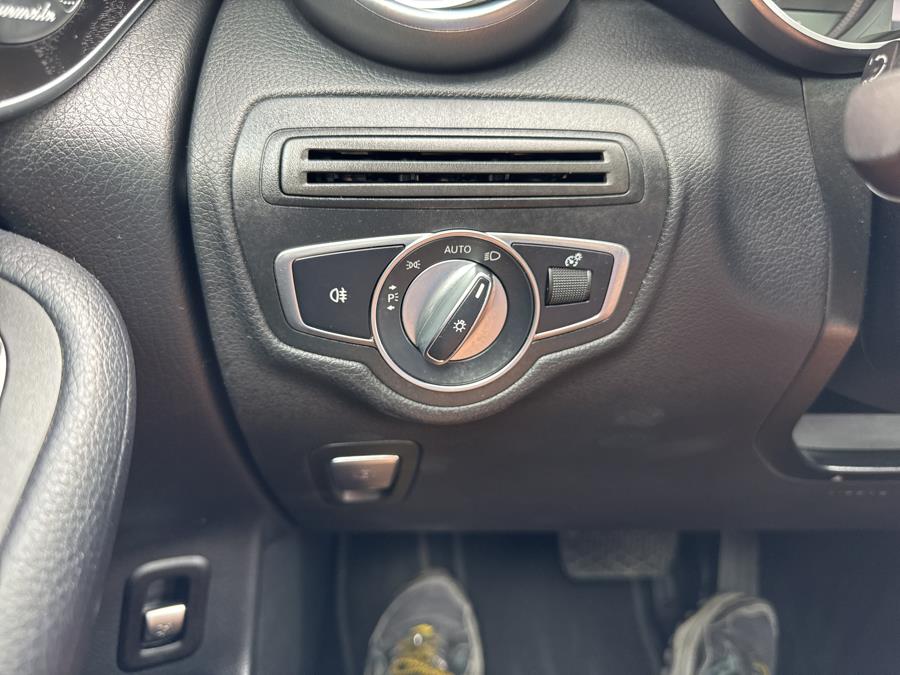 2018 Mercedes-Benz GLC GLC 300 4MATIC SUV, available for sale in Waterbury, Connecticut | National Auto Brokers, Inc.. Waterbury, Connecticut 2018 Mercedes-Benz GLC GLC 300 4MATIC SUV, available for sale in Waterbury, Connecticut | National Auto Brokers, Inc.. Waterbury, Connecticut