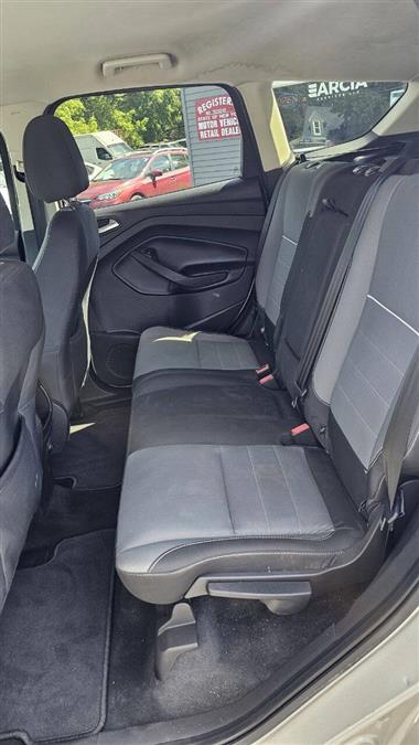 2014 Ford Escape SE AWD 4dr SUV, available for sale in Wolcott, New York | Auto Hunter CNY. Wolcott, New York 2014 Ford Escape SE AWD 4dr SUV, available for sale in Wolcott, New York | Auto Hunter CNY. Wolcott, New York
