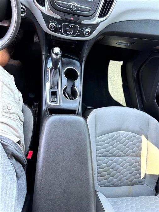 2020 Chevrolet Equinox LS Sport Utility 4D, available for sale in Wolcott, New York | Auto Hunter CNY. Wolcott, New York 2020 Chevrolet Equinox LS Sport Utility 4D, available for sale in Wolcott, New York | Auto Hunter CNY. Wolcott, New York
