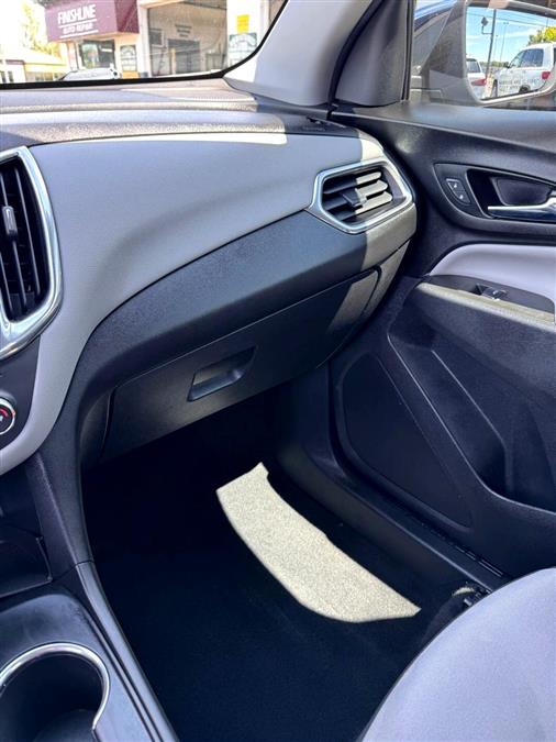 2020 Chevrolet Equinox LS Sport Utility 4D, available for sale in Wolcott, New York | Auto Hunter CNY. Wolcott, New York 2020 Chevrolet Equinox LS Sport Utility 4D, available for sale in Wolcott, New York | Auto Hunter CNY. Wolcott, New York