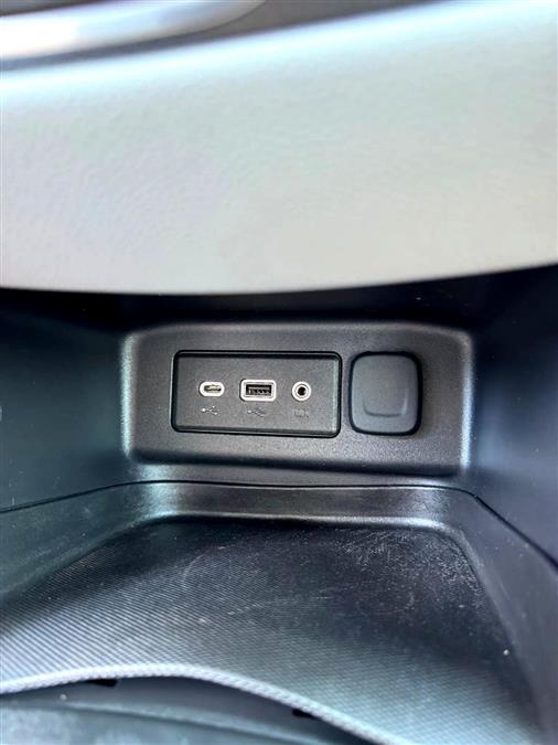 2020 Chevrolet Equinox LS Sport Utility 4D, available for sale in Wolcott, New York | Auto Hunter CNY. Wolcott, New York 2020 Chevrolet Equinox LS Sport Utility 4D, available for sale in Wolcott, New York | Auto Hunter CNY. Wolcott, New York