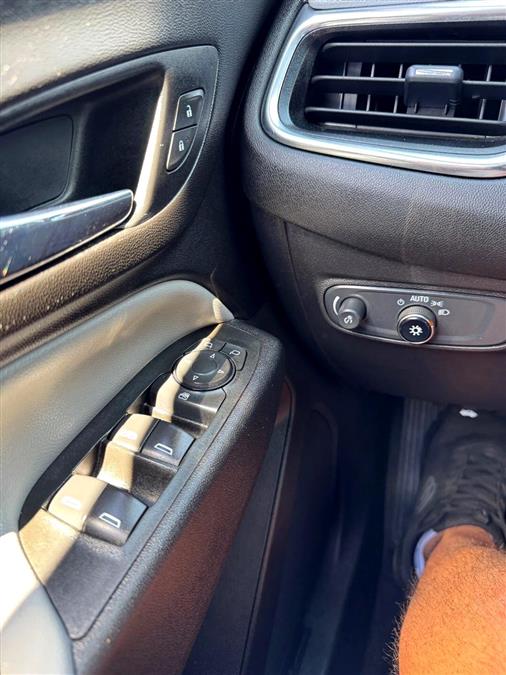 2020 Chevrolet Equinox LS Sport Utility 4D, available for sale in Wolcott, New York | Auto Hunter CNY. Wolcott, New York 2020 Chevrolet Equinox LS Sport Utility 4D, available for sale in Wolcott, New York | Auto Hunter CNY. Wolcott, New York