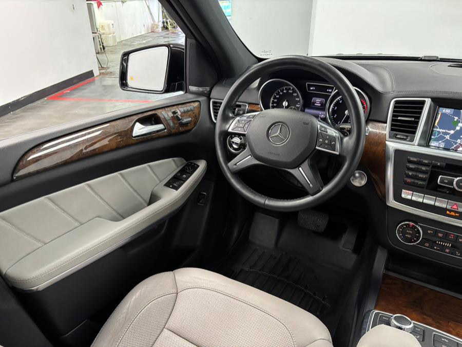 2015 Mercedes-Benz GL-Class 4MATIC 4dr GL550, available for sale in Elizabeth, New Jersey | Dream Auto Group. Elizabeth, New Jersey 2015 Mercedes-Benz GL-Class 4MATIC 4dr GL550, available for sale in Elizabeth, New Jersey | Dream Auto Group. Elizabeth, New Jersey