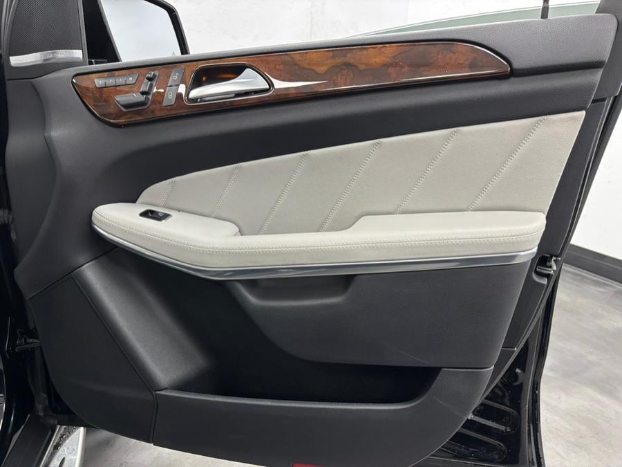 2015 Mercedes-Benz GL-Class 4MATIC 4dr GL550, available for sale in Elizabeth, New Jersey | Dream Auto Group. Elizabeth, New Jersey 2015 Mercedes-Benz GL-Class 4MATIC 4dr GL550, available for sale in Elizabeth, New Jersey | Dream Auto Group. Elizabeth, New Jersey