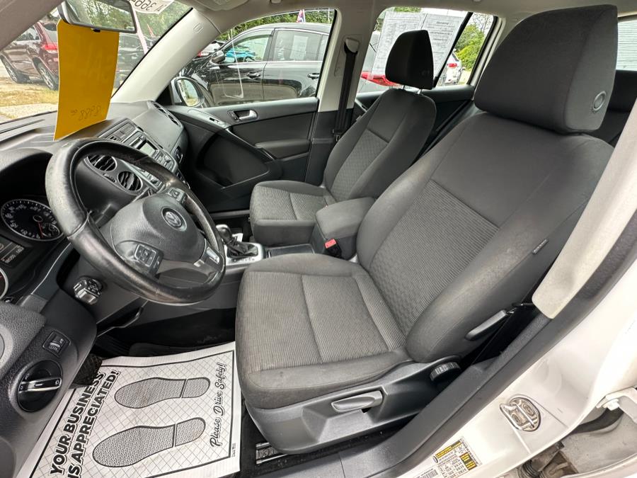 2014 Volkswagen Tiguan 4MOTION 4dr Auto SE, available for sale in Madbury, New Hampshire | AWD Auto Outlet. Madbury, New Hampshire 2014 Volkswagen Tiguan 4MOTION 4dr Auto SE, available for sale in Madbury, New Hampshire | AWD Auto Outlet. Madbury, New Hampshire