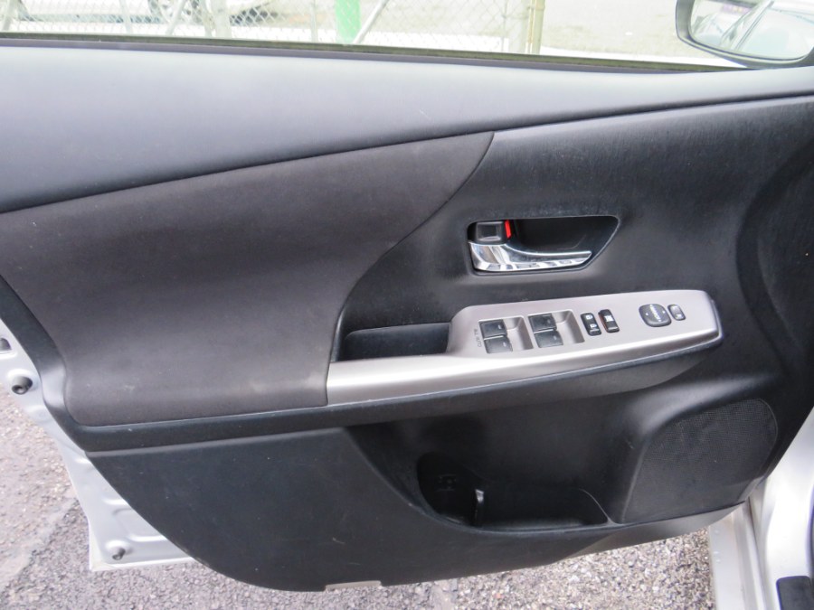 2015 Toyota Prius v HYBRID WAGON II, available for sale in Middle Village, New York | Road Masters II INC. Middle Village, New York 2015 Toyota Prius v HYBRID WAGON II, available for sale in Middle Village, New York | Road Masters II INC. Middle Village, New York