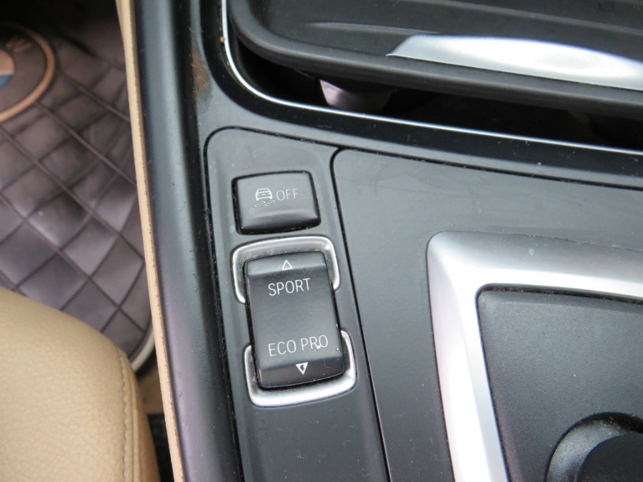 2013 BMW 3 Series 4dr Sdn 328i xDrive AWD SULEV, available for sale in Middle Village, New York | Road Masters II INC. Middle Village, New York 2013 BMW 3 Series 4dr Sdn 328i xDrive AWD SULEV, available for sale in Middle Village, New York | Road Masters II INC. Middle Village, New York