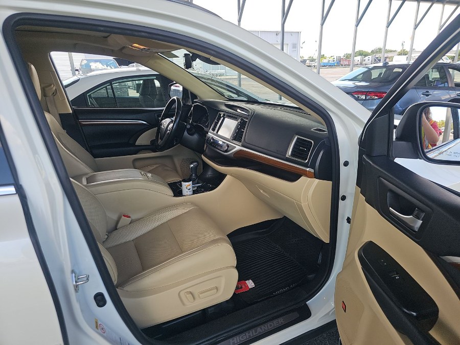 2018 Toyota Highlander Hybrid Limited Platinum V6 AWD (Natl), available for sale in Brooklyn, New York | Top Line Auto Inc.. Brooklyn, New York 2018 Toyota Highlander Hybrid Limited Platinum V6 AWD (Natl), available for sale in Brooklyn, New York | Top Line Auto Inc.. Brooklyn, New York