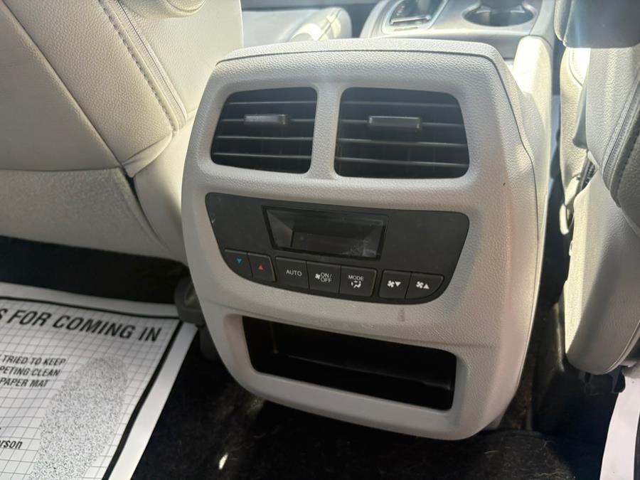 2017 Honda Pilot EX-L w/Navig. AWD, available for sale in Jamaica, New York | Sylhet Motors Inc.. Jamaica, New York 2017 Honda Pilot EX-L w/Navig. AWD, available for sale in Jamaica, New York | Sylhet Motors Inc.. Jamaica, New York