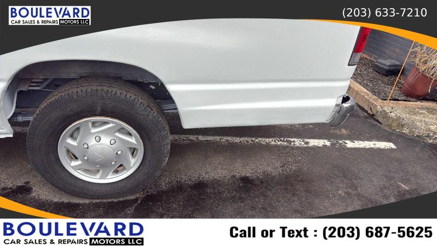 2010 Ford E350 Super Duty Passenger XL Extended Van 3D, available for sale in New Haven, Connecticut | Boulevard Motors LLC. New Haven, Connecticut 2010 Ford E350 Super Duty Passenger XL Extended Van 3D, available for sale in New Haven, Connecticut | Boulevard Motors LLC. New Haven, Connecticut