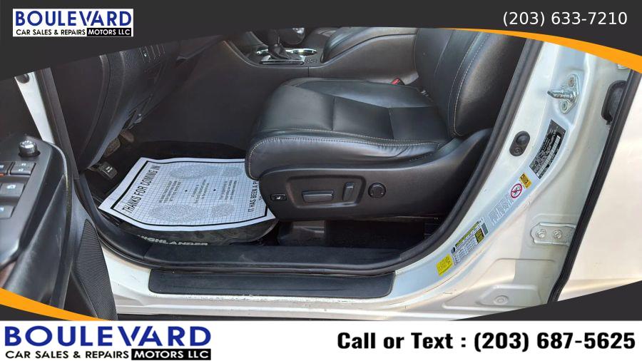 2017 Toyota Highlander XLE Sport Utility 4D, available for sale in New Haven, Connecticut | Boulevard Motors LLC. New Haven, Connecticut 2017 Toyota Highlander XLE Sport Utility 4D, available for sale in New Haven, Connecticut | Boulevard Motors LLC. New Haven, Connecticut