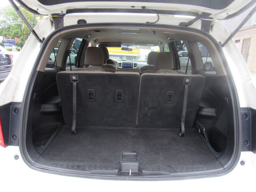 2018 Honda Pilot LX, available for sale in Worcester, Massachusetts | Hilario's Auto Sales Inc.. Worcester, Massachusetts 2018 Honda Pilot LX, available for sale in Worcester, Massachusetts | Hilario's Auto Sales Inc.. Worcester, Massachusetts
