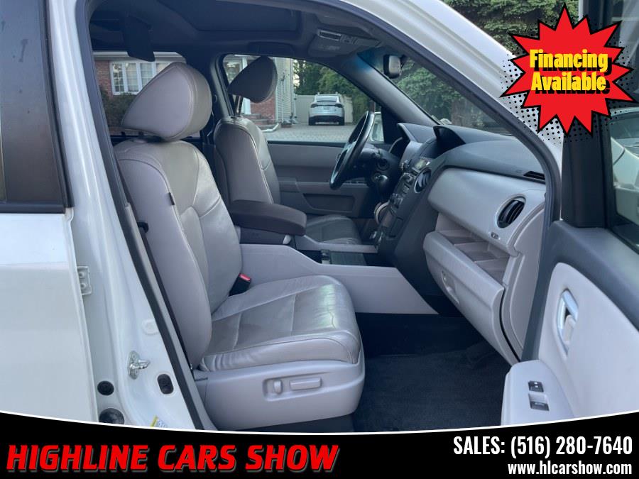 2012 Honda Pilot 4WD 4dr Touring w/RES & Navi, available for sale in West Hempstead, New York | Highline Cars Show Corp. West Hempstead, New York 2012 Honda Pilot 4WD 4dr Touring w/RES & Navi, available for sale in West Hempstead, New York | Highline Cars Show Corp. West Hempstead, New York