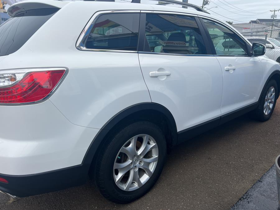 2011 Mazda CX-9 AWD 4dr Touring, available for sale in Stamford, Connecticut | Harbor View Auto Sales LLC. Stamford, Connecticut 2011 Mazda CX-9 AWD 4dr Touring, available for sale in Stamford, Connecticut | Harbor View Auto Sales LLC. Stamford, Connecticut