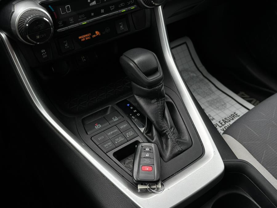2019 Toyota RAV4 XLE AWD (Natl), available for sale in Brooklyn, New York | Carsbuck Inc.. Brooklyn, New York 2019 Toyota RAV4 XLE AWD (Natl), available for sale in Brooklyn, New York | Carsbuck Inc.. Brooklyn, New York