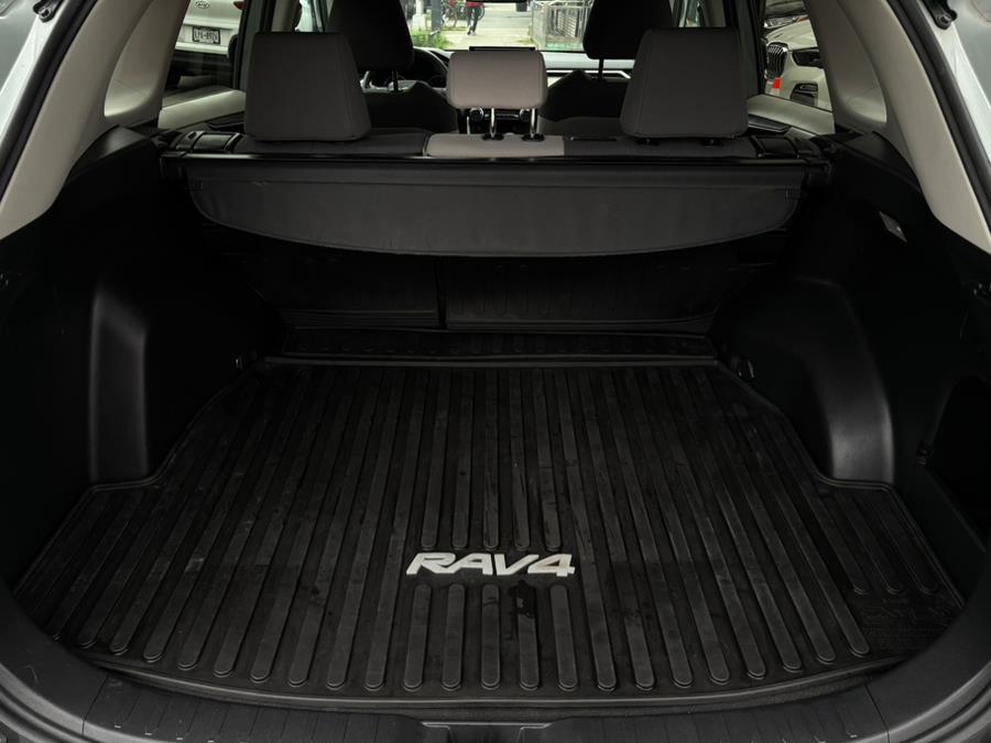 2019 Toyota RAV4 XLE AWD (Natl), available for sale in Brooklyn, New York | Carsbuck Inc.. Brooklyn, New York 2019 Toyota RAV4 XLE AWD (Natl), available for sale in Brooklyn, New York | Carsbuck Inc.. Brooklyn, New York
