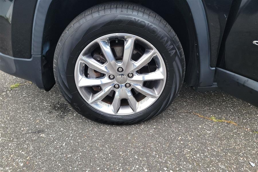 2014 Jeep Cherokee 4WD 4dr Limited, available for sale in Lindenhurst, New York | Power Motor Group. Lindenhurst, New York 2014 Jeep Cherokee 4WD 4dr Limited, available for sale in Lindenhurst, New York | Power Motor Group. Lindenhurst, New York