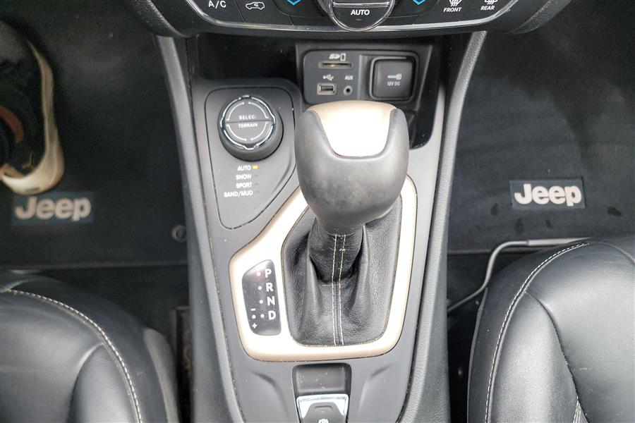 2014 Jeep Cherokee 4WD 4dr Limited, available for sale in Lindenhurst, New York | Power Motor Group. Lindenhurst, New York 2014 Jeep Cherokee 4WD 4dr Limited, available for sale in Lindenhurst, New York | Power Motor Group. Lindenhurst, New York