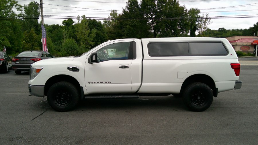 2017 Nissan Titan Single Cab SV photo 2