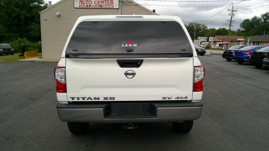 2017 Nissan Titan Single Cab SV photo 4