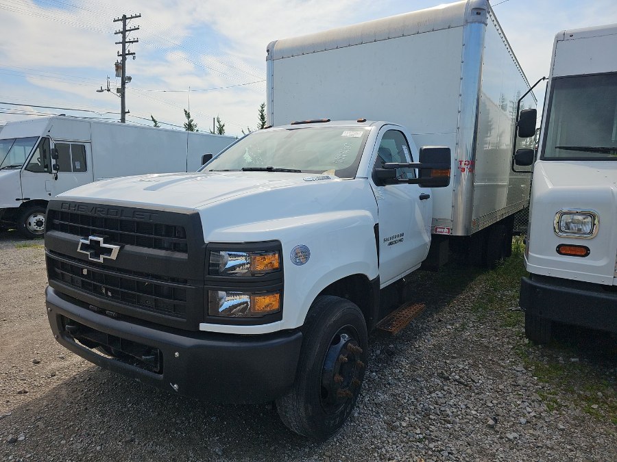 2021 Chevrolet Silverado MD 4500 LT 20FT DRY BOX WORK TRUCK + HUGE LIFT GATE + NO CDL, available for sale in South Amboy, New Jersey | NJ Truck Spot. South Amboy, New Jersey 2021 Chevrolet Silverado MD 4500 LT 20FT DRY BOX WORK TRUCK + HUGE LIFT GATE + NO CDL, available for sale in South Amboy, New Jersey | NJ Truck Spot. South Amboy, New Jersey