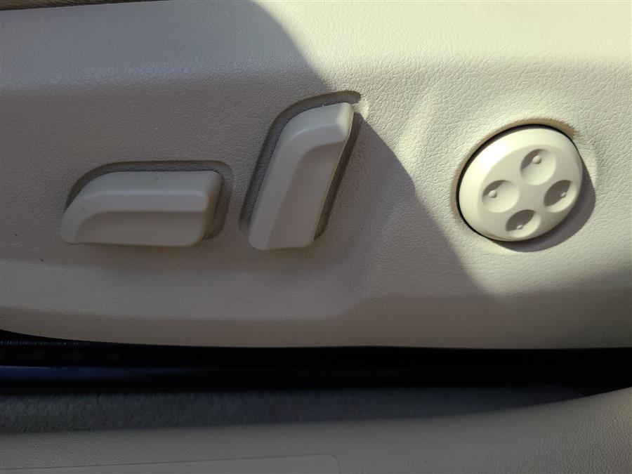 2011 Audi A3 4dr HB S tronic FrontTrak 2.0 TDI Premium Plus, available for sale in Canton, Connecticut | Lava Motors. Canton, Connecticut 2011 Audi A3 4dr HB S tronic FrontTrak 2.0 TDI Premium Plus, available for sale in Canton, Connecticut | Lava Motors. Canton, Connecticut