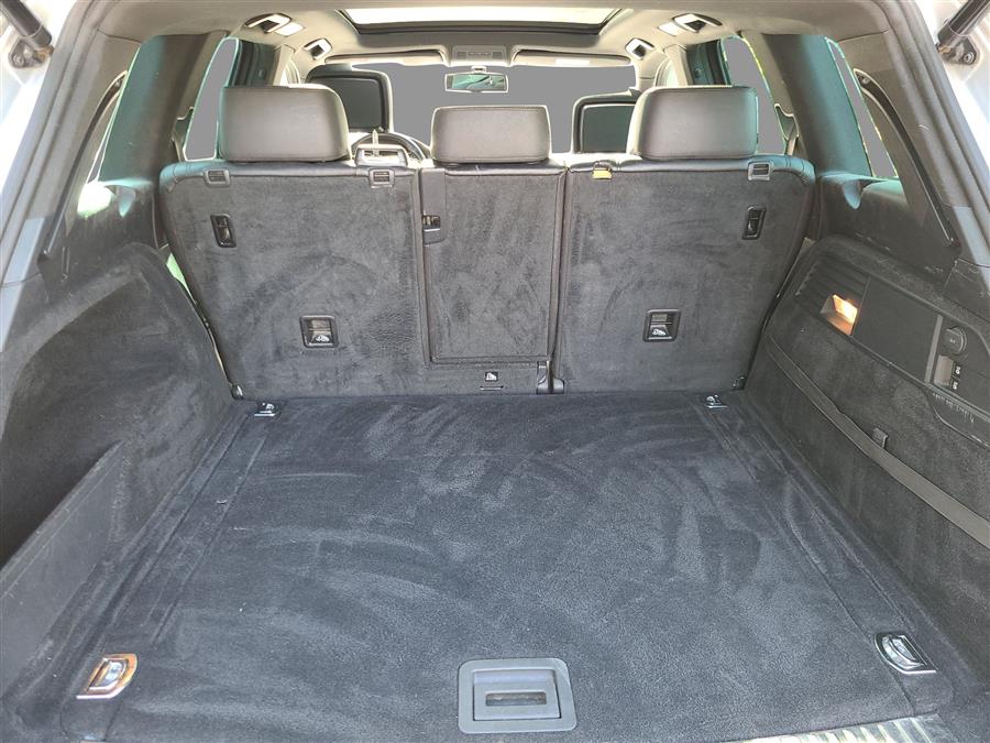2014 Volkswagen Touareg 4dr 3.6L R-Line, available for sale in Canton, Connecticut | Lava Motors. Canton, Connecticut 2014 Volkswagen Touareg 4dr 3.6L R-Line, available for sale in Canton, Connecticut | Lava Motors. Canton, Connecticut