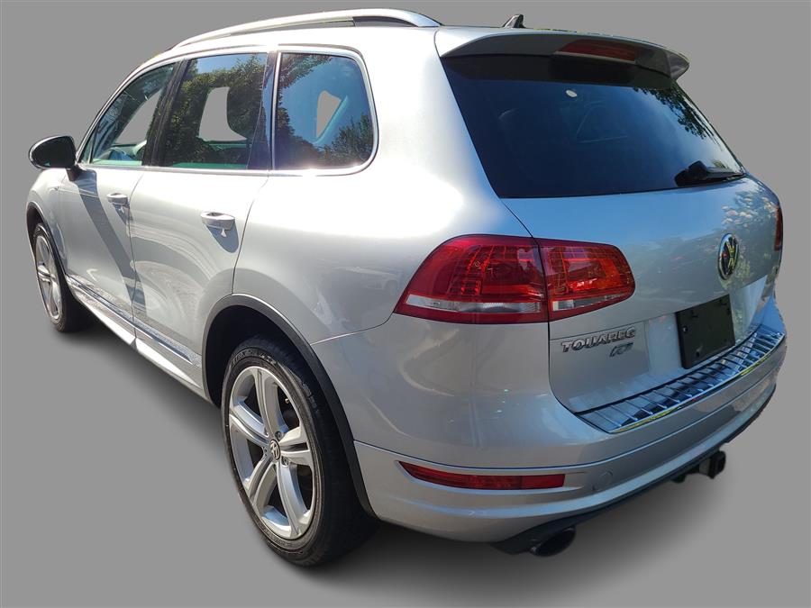 2014 Volkswagen Touareg 4dr 3.6L R-Line, available for sale in Canton, Connecticut | Lava Motors. Canton, Connecticut 2014 Volkswagen Touareg 4dr 3.6L R-Line, available for sale in Canton, Connecticut | Lava Motors. Canton, Connecticut