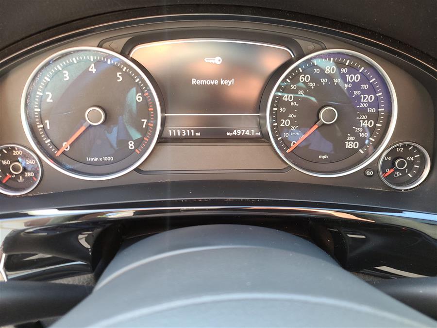 2014 Volkswagen Touareg 4dr 3.6L R-Line, available for sale in Canton, Connecticut | Lava Motors. Canton, Connecticut 2014 Volkswagen Touareg 4dr 3.6L R-Line, available for sale in Canton, Connecticut | Lava Motors. Canton, Connecticut