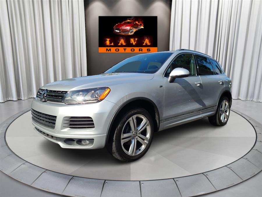 2014 Volkswagen Touareg 4dr 3.6L R-Line, available for sale in Canton, Connecticut | Lava Motors. Canton, Connecticut 2014 Volkswagen Touareg 4dr 3.6L R-Line, available for sale in Canton, Connecticut | Lava Motors. Canton, Connecticut