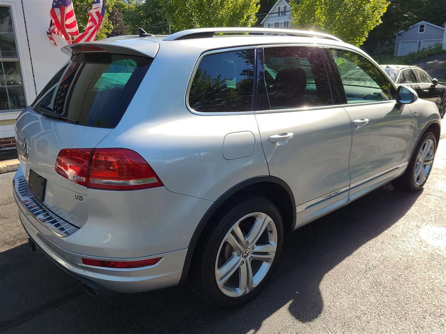 2014 Volkswagen Touareg 4dr 3.6L R-Line, available for sale in Canton, Connecticut | Lava Motors. Canton, Connecticut 2014 Volkswagen Touareg 4dr 3.6L R-Line, available for sale in Canton, Connecticut | Lava Motors. Canton, Connecticut