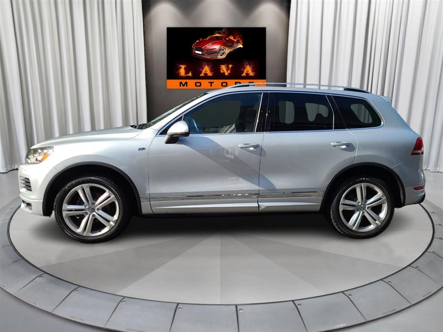 2014 Volkswagen Touareg 4dr 3.6L R-Line, available for sale in Canton, Connecticut | Lava Motors. Canton, Connecticut 2014 Volkswagen Touareg 4dr 3.6L R-Line, available for sale in Canton, Connecticut | Lava Motors. Canton, Connecticut