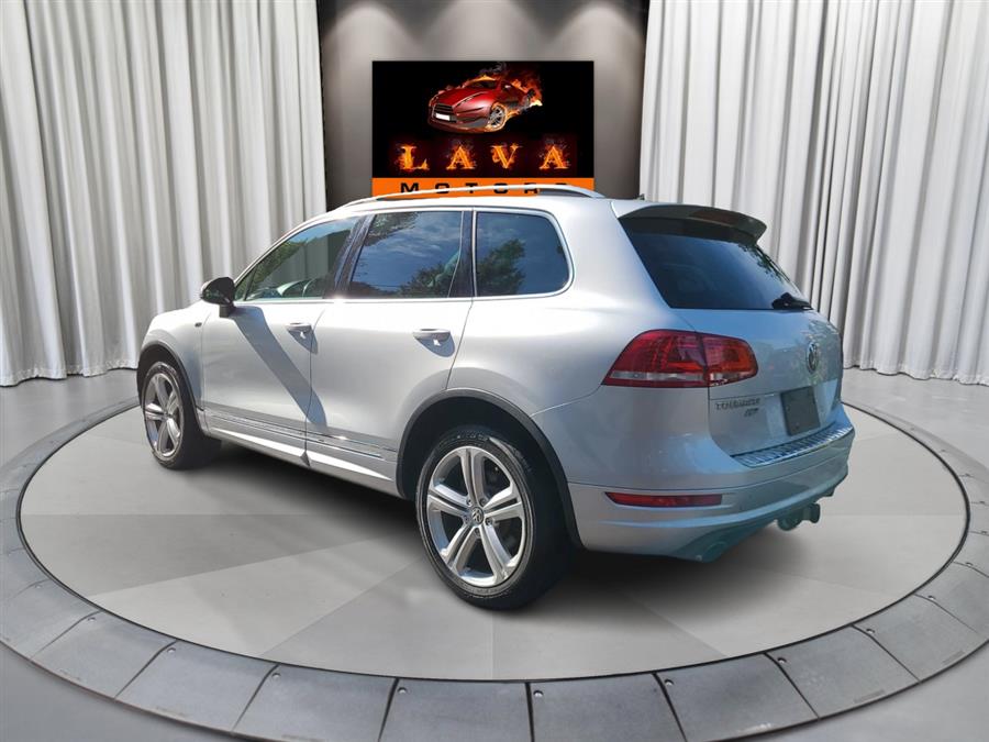 2014 Volkswagen Touareg 4dr 3.6L R-Line, available for sale in Canton, Connecticut | Lava Motors. Canton, Connecticut 2014 Volkswagen Touareg 4dr 3.6L R-Line, available for sale in Canton, Connecticut | Lava Motors. Canton, Connecticut