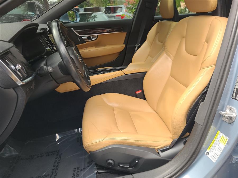 2018 Volvo S90 T5 AWD Momentum, available for sale in Canton, Connecticut | Lava Motors. Canton, Connecticut 2018 Volvo S90 T5 AWD Momentum, available for sale in Canton, Connecticut | Lava Motors. Canton, Connecticut