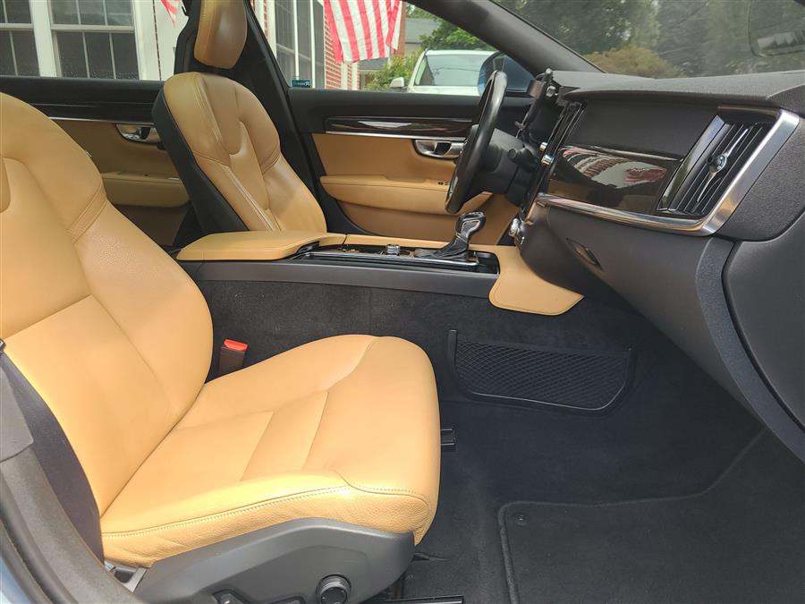 2018 Volvo S90 T5 AWD Momentum, available for sale in Canton, Connecticut | Lava Motors. Canton, Connecticut 2018 Volvo S90 T5 AWD Momentum, available for sale in Canton, Connecticut | Lava Motors. Canton, Connecticut