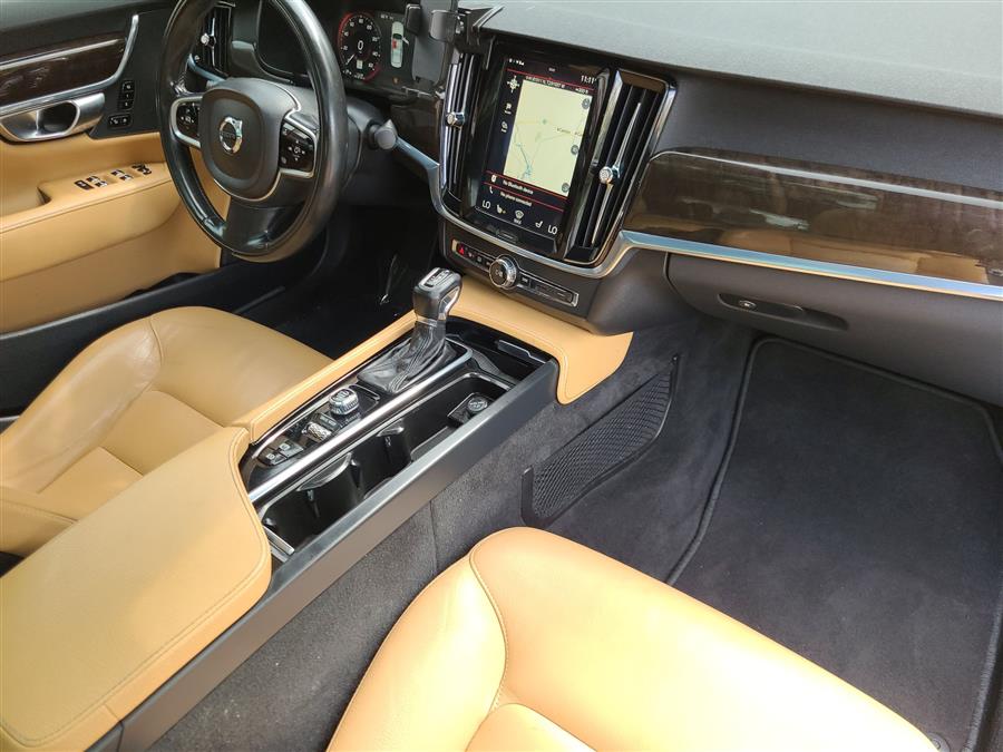 2018 Volvo S90 T5 AWD Momentum, available for sale in Canton, Connecticut | Lava Motors. Canton, Connecticut 2018 Volvo S90 T5 AWD Momentum, available for sale in Canton, Connecticut | Lava Motors. Canton, Connecticut