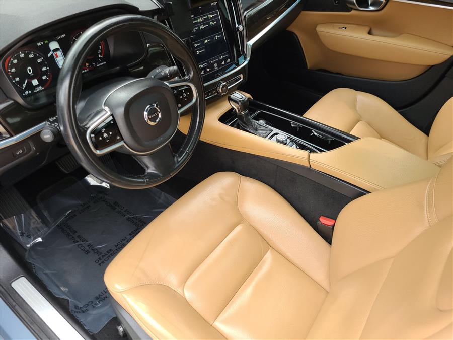 2018 Volvo S90 T5 AWD Momentum, available for sale in Canton, Connecticut | Lava Motors. Canton, Connecticut 2018 Volvo S90 T5 AWD Momentum, available for sale in Canton, Connecticut | Lava Motors. Canton, Connecticut