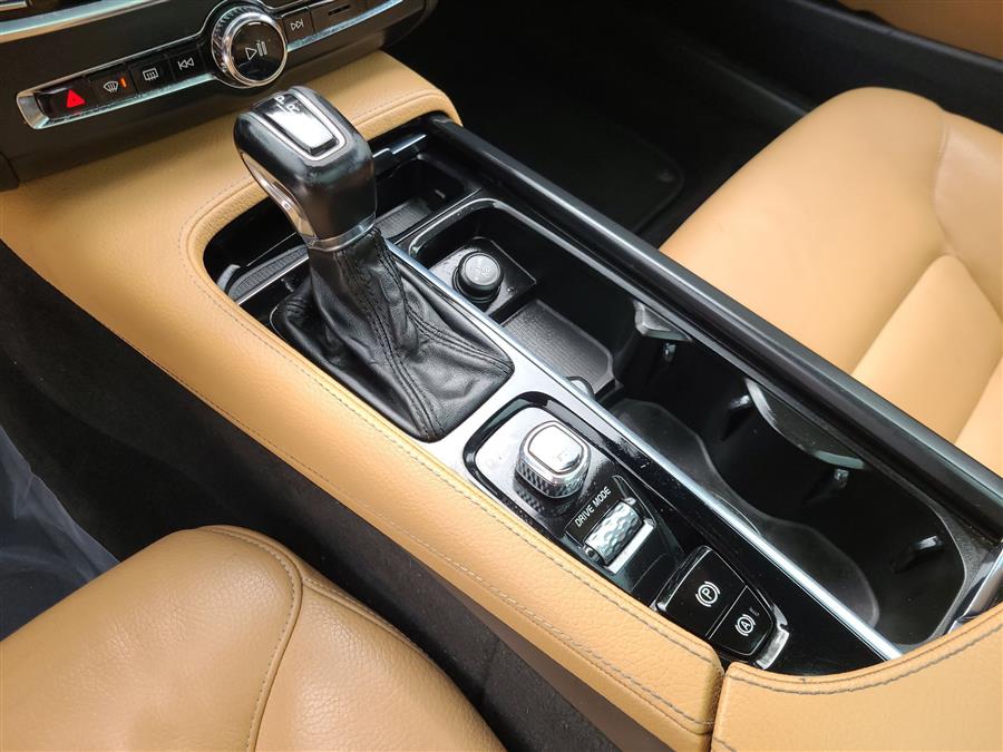 2018 Volvo S90 T5 AWD Momentum, available for sale in Canton, Connecticut | Lava Motors. Canton, Connecticut 2018 Volvo S90 T5 AWD Momentum, available for sale in Canton, Connecticut | Lava Motors. Canton, Connecticut