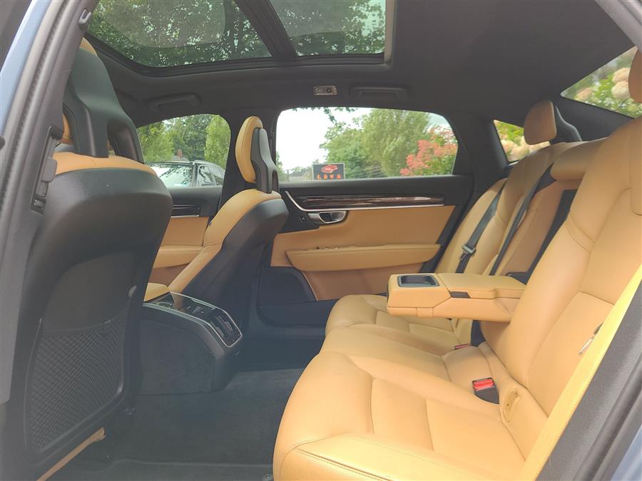 2018 Volvo S90 T5 AWD Momentum, available for sale in Canton, Connecticut | Lava Motors. Canton, Connecticut 2018 Volvo S90 T5 AWD Momentum, available for sale in Canton, Connecticut | Lava Motors. Canton, Connecticut