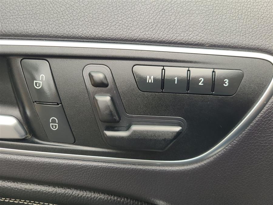 2015 Mercedes-Benz GLA-Class 4MATIC 4dr GLA 250, available for sale in Canton, Connecticut | Lava Motors. Canton, Connecticut 2015 Mercedes-Benz GLA-Class 4MATIC 4dr GLA 250, available for sale in Canton, Connecticut | Lava Motors. Canton, Connecticut